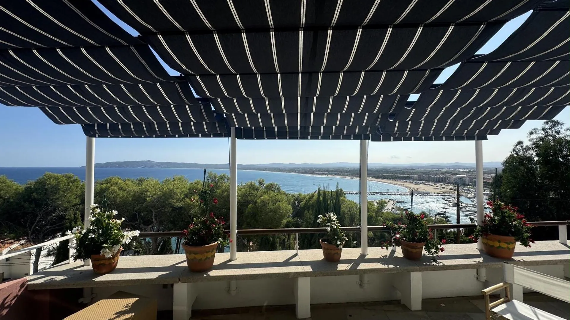 Villa Azure أولاستارتيت