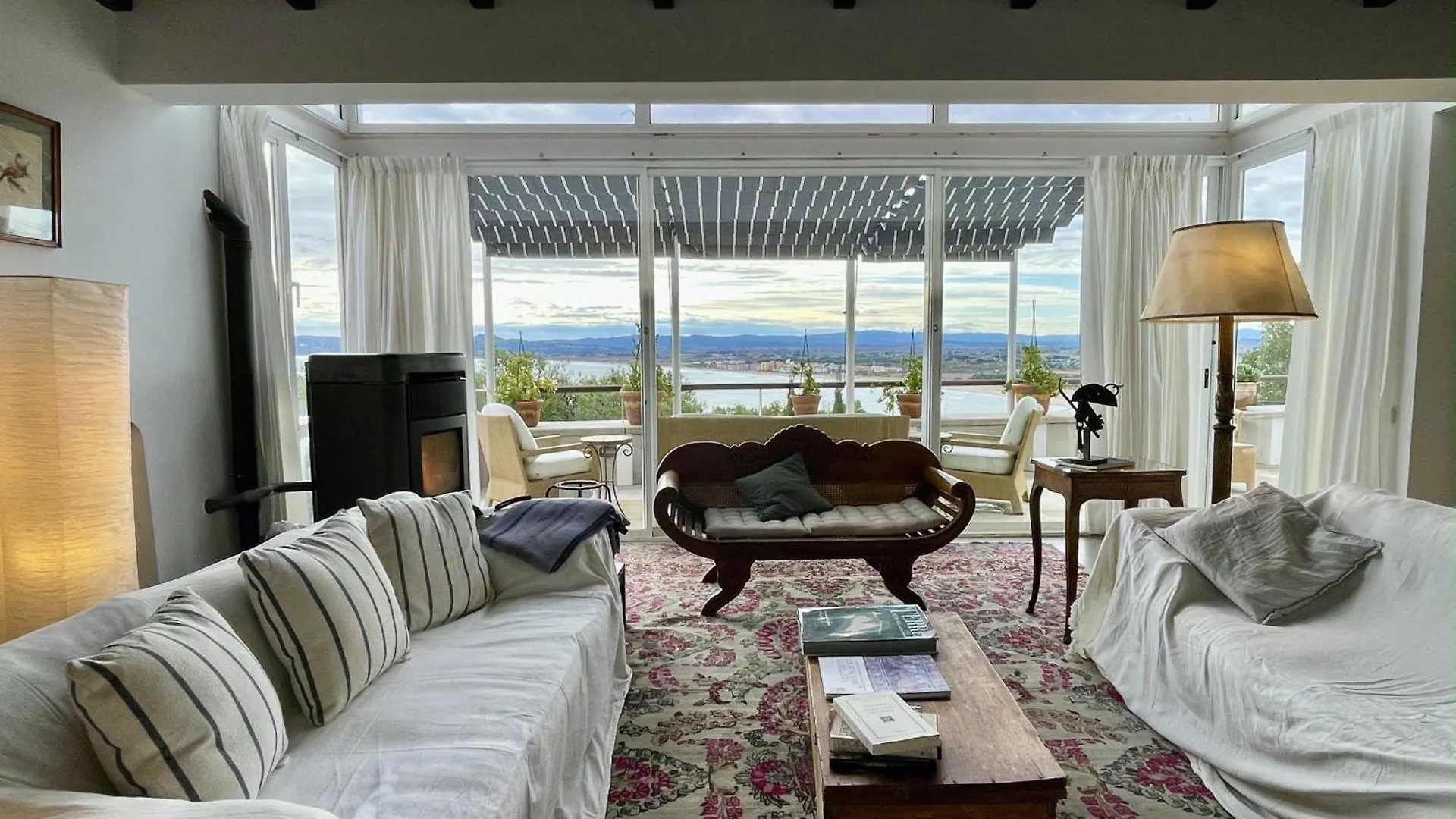 Villa Azure أولاستارتيت