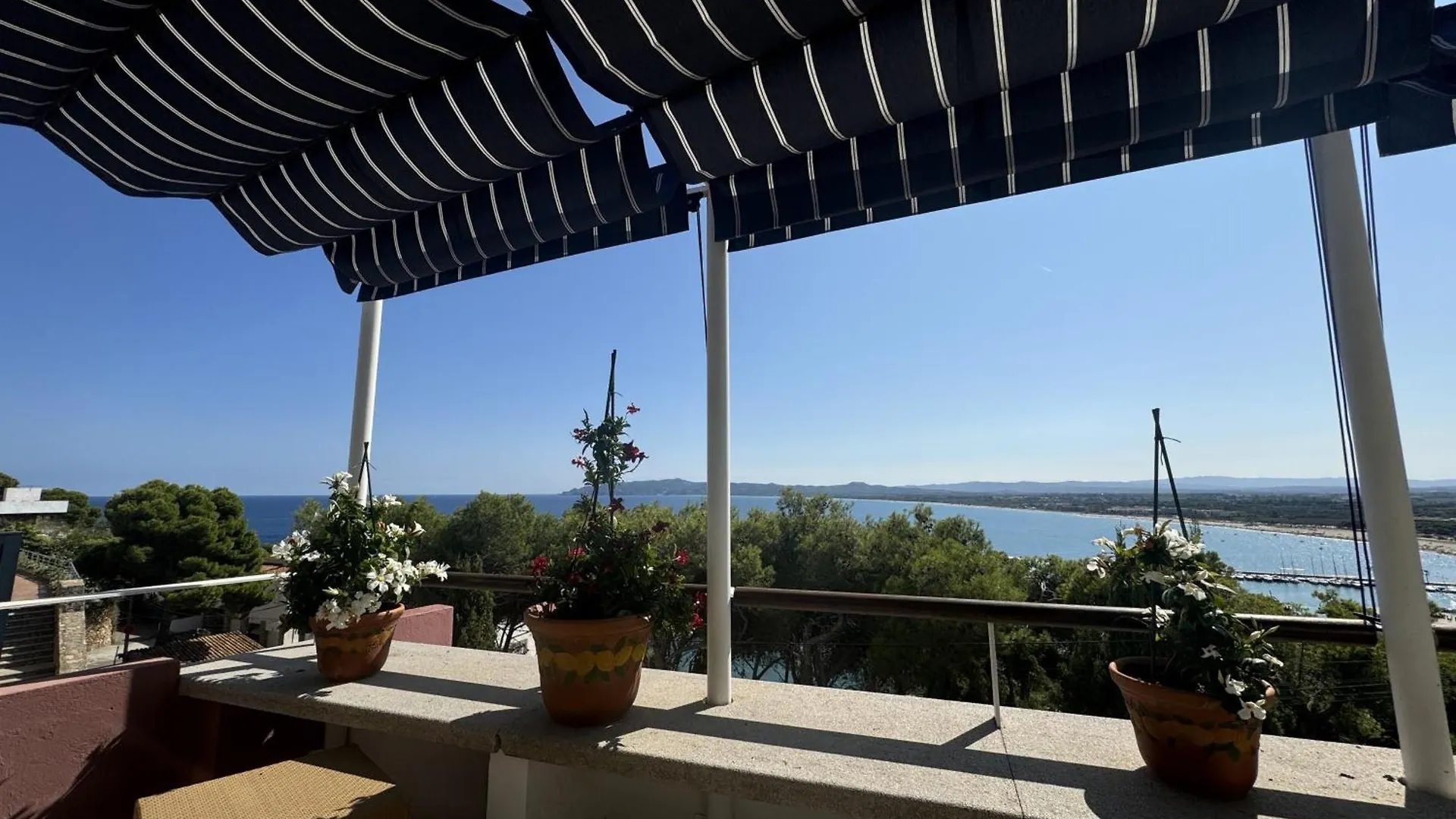 Villa Azure أولاستارتيت